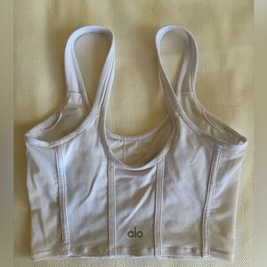 Alo Yoga Cropped Sports Bra Tank Light Beige | Medium Support